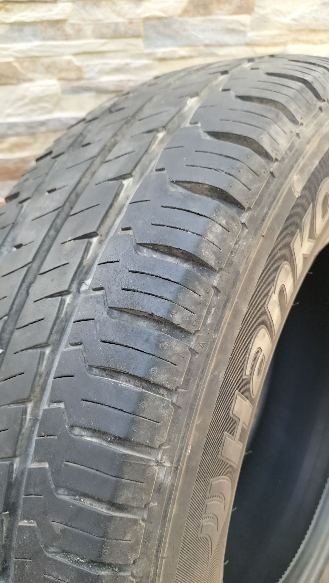 Pneu Hankook Vantra LT 215/70 R15C