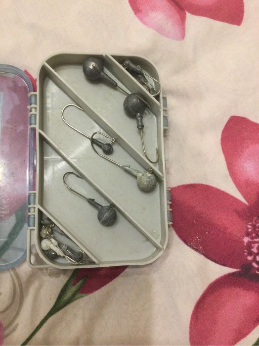 Набір джиг-головок 57 шт для риболовлі + лайт бокс