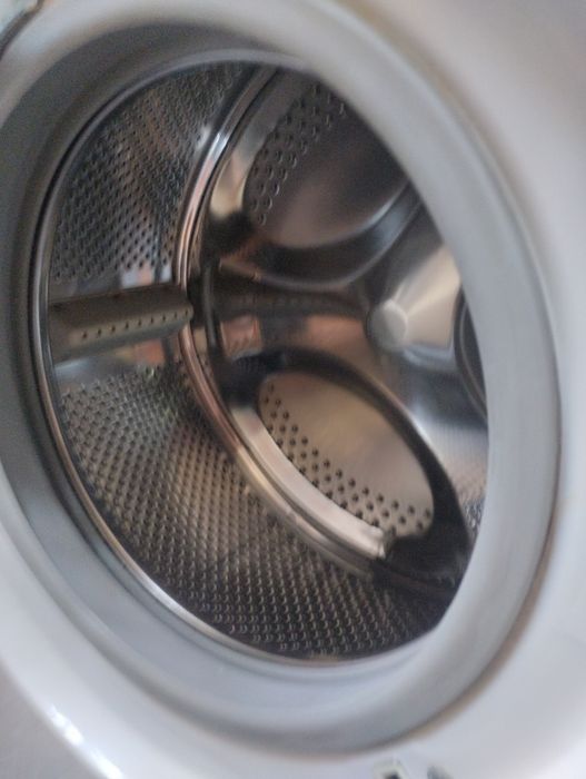 Продам стиральную машину бу indesit