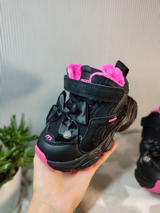 Ботінки зимові для дівчинки хайтопи кросівки
