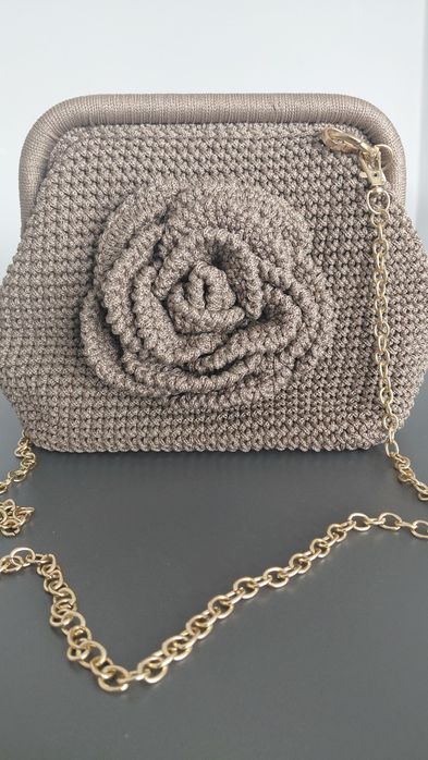 Unikatowa ręcznie robiona torebka handmade w kolorze cappuccino z różą