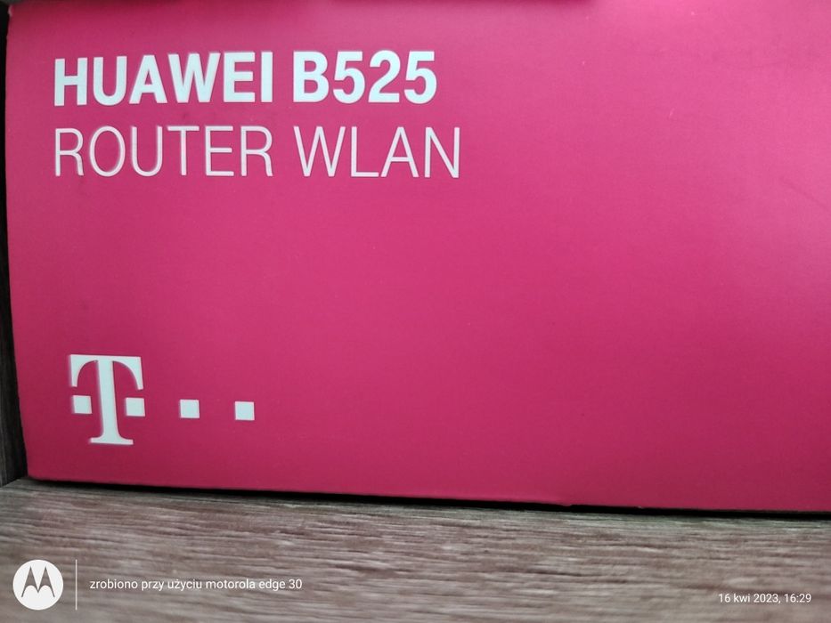 Router HUAWEI B525.