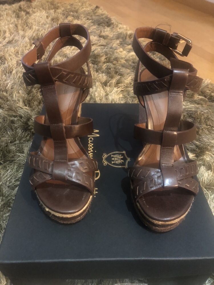 Sapatos Massimo Dutti