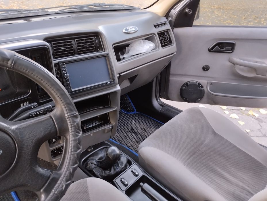 Ford Sierra 2.0 DOHC 1992 ГАЗ/БЕНЗИН