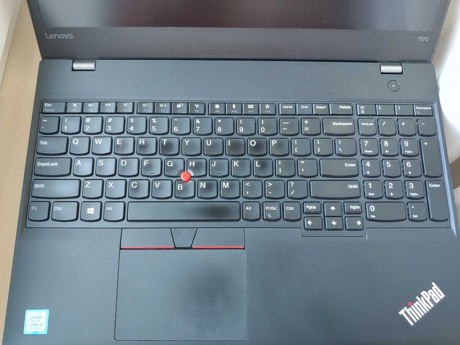 Lenovo Thinkpad T570 i5-7300u 8GB ssd 256GB IPS FHD 4часа