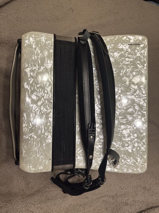 Acordeão em otimo estado