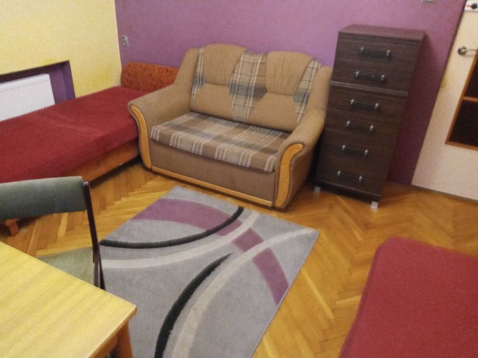 Wynajmę 2 pokoje 2-osobowe