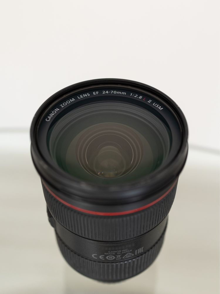 Objetiva Canon EF 24-70mm f/2.8L II USM - *Pouco Uso