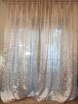 Cortinado com tecido duplo