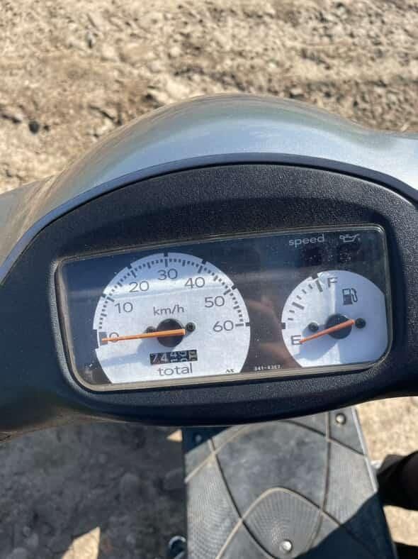 Suzuki lets 2 бабочка.