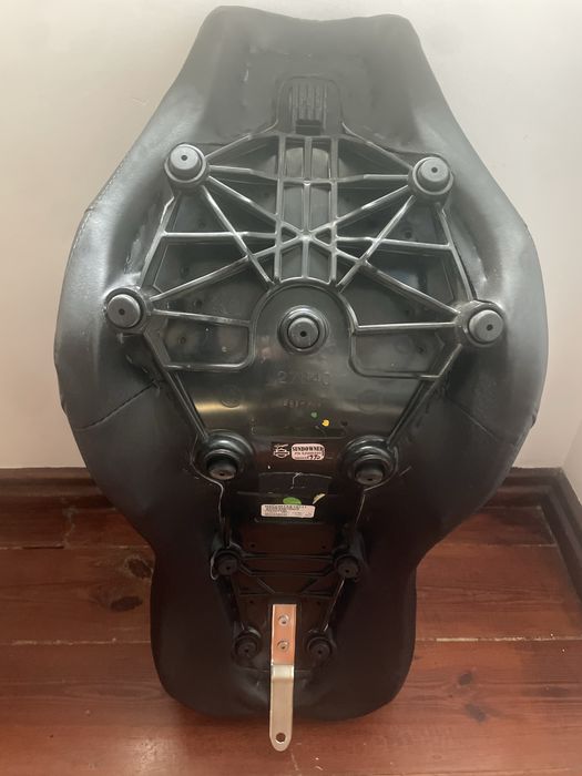 Banco Harley Davidson Sundowner