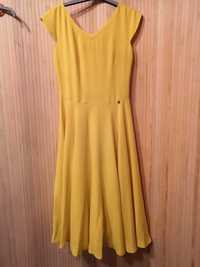 Żółta letnia sukienka (midi)