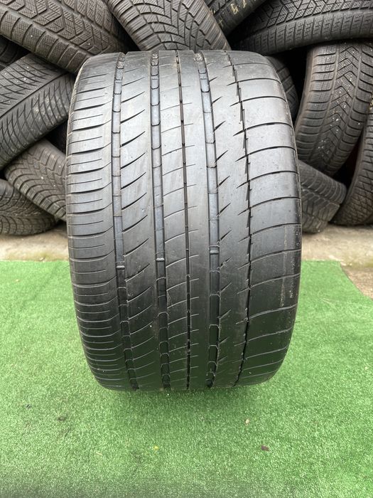 *Opona Michelin 305/30/19