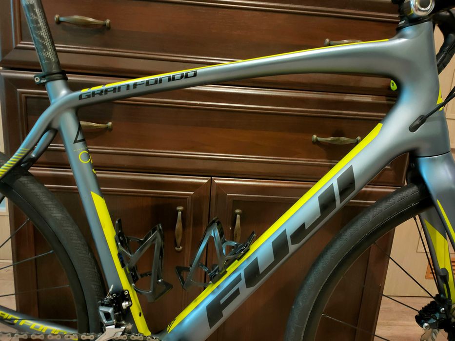 Fuji Gran Fondo 2.1 disc karbon ultegra 56 carbon rower szosowy gravel