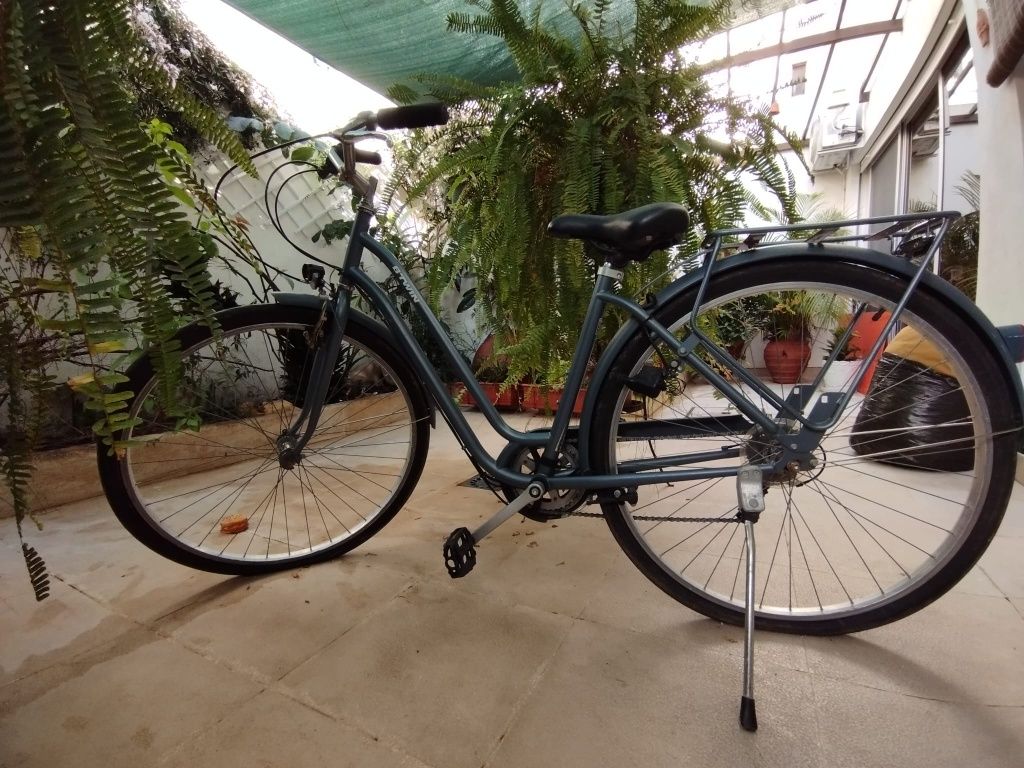 Bicicleta pasteleira BTwin