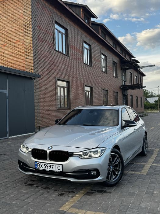 Продам BMW 328i F30