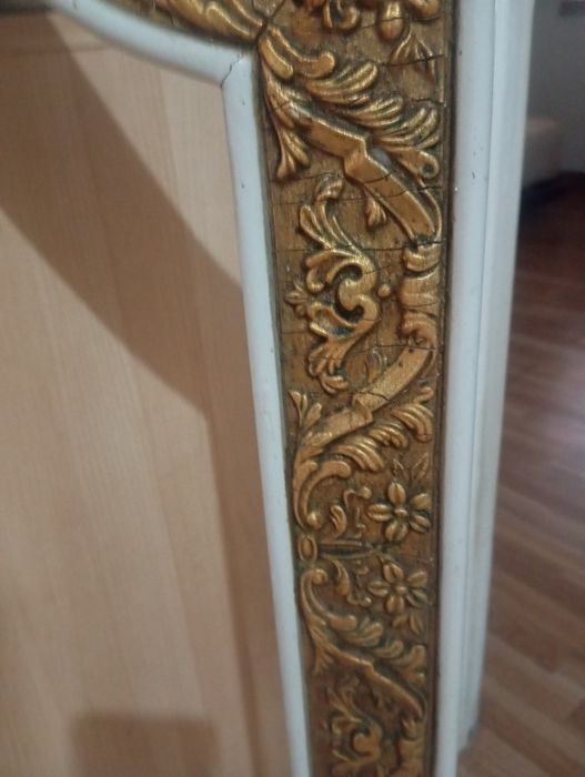 Moldura Grande Dourada