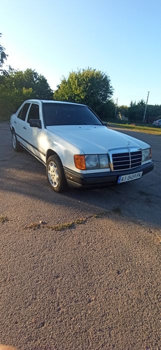 Мерседес W124 2.0