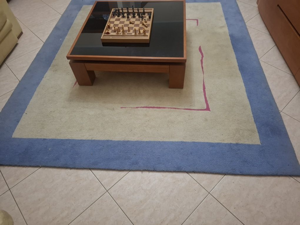 Mesa centro castanha e preta