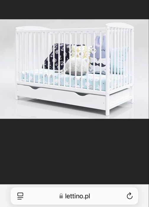 Łóżeczko dziecięce z materacem