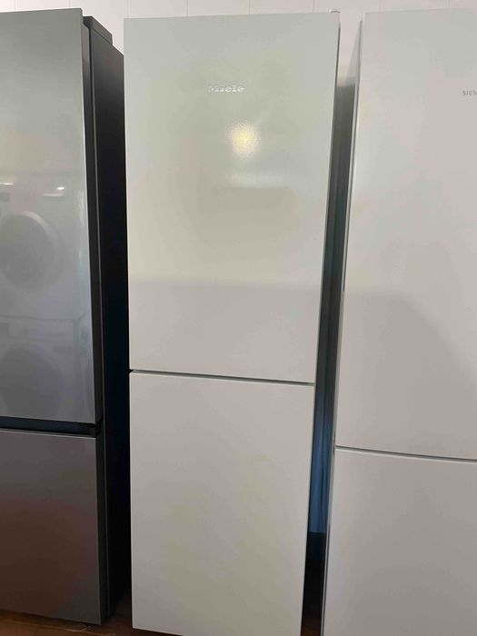 Холодильник преміум якості Miele Німеччина магазин Технодом