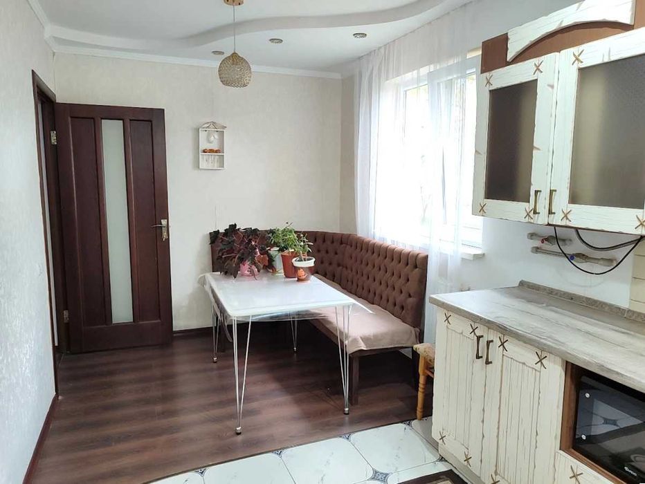 Оренда гарного і затишного будинку в м. Кіцмань