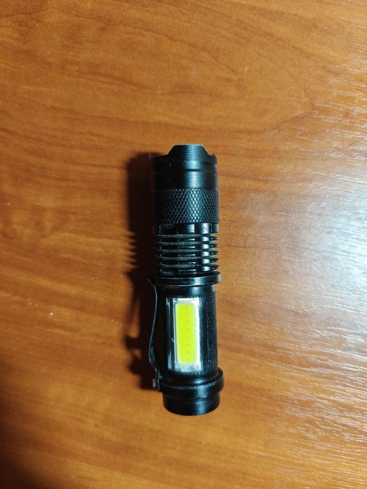 Фонарик  перезаряжаемый