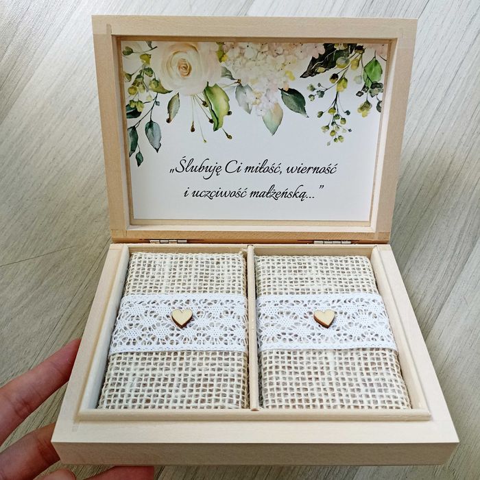 Pudełko na obrączki BIAŁA HORTENSJA