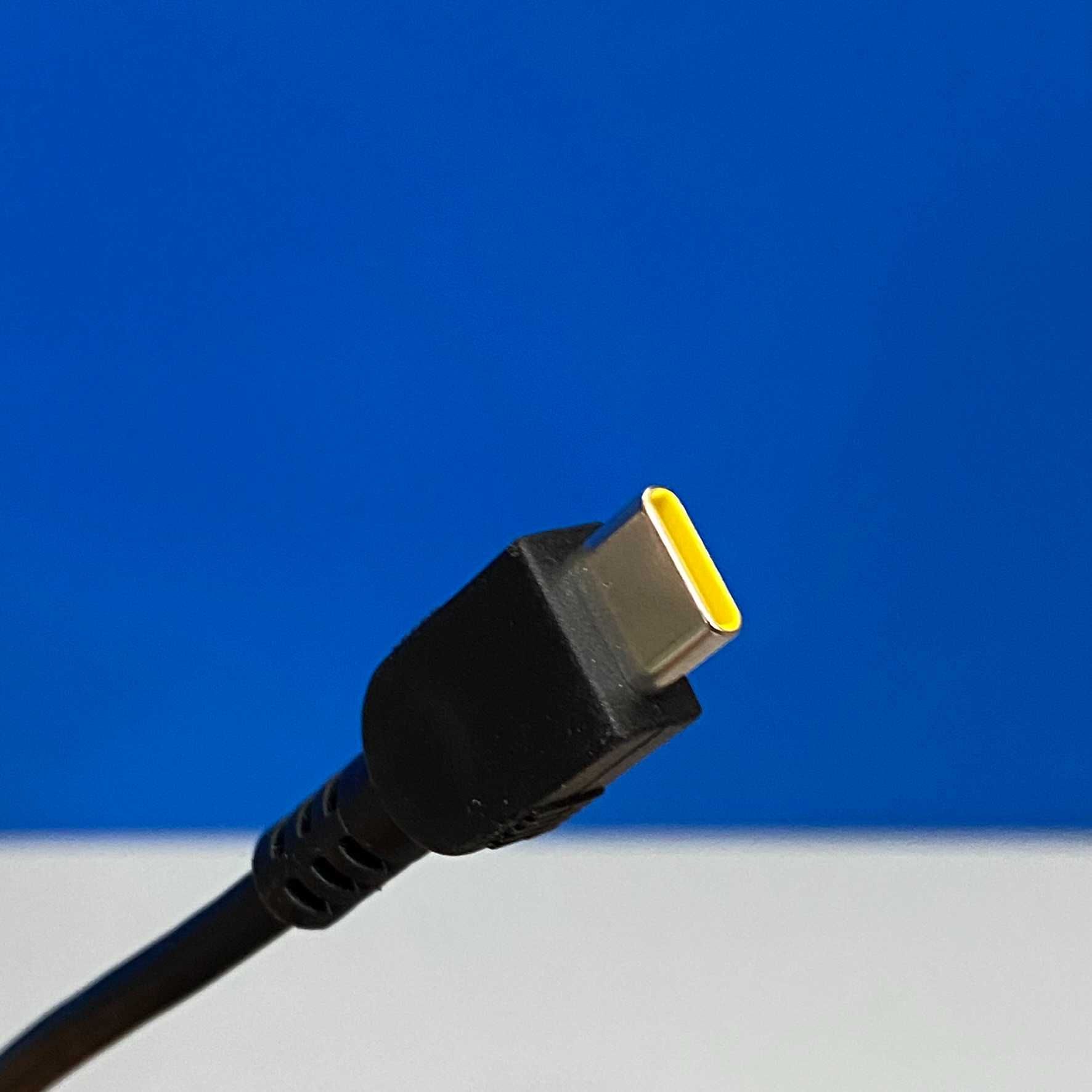 Carregador Lenovo - 65W - USB-C (NOVO)