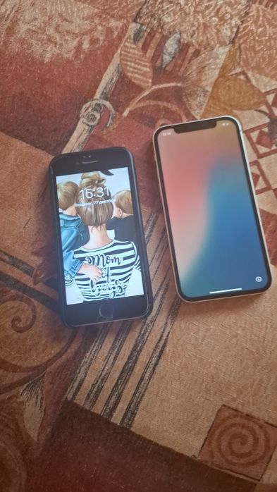 Айфон 12  на запчастини