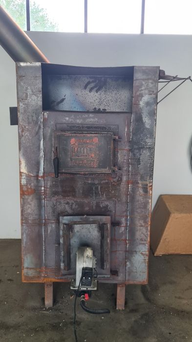 Piec nadmuchowy koza palnik na oleje