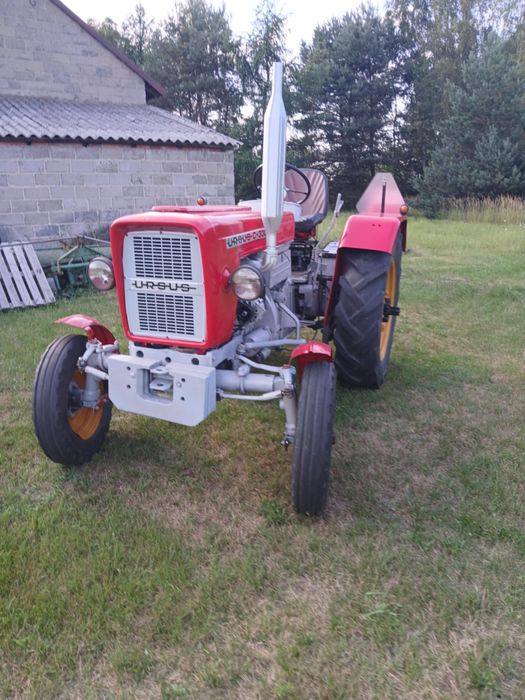 Ciągnik rolniczy Ursus c330 zektor k25