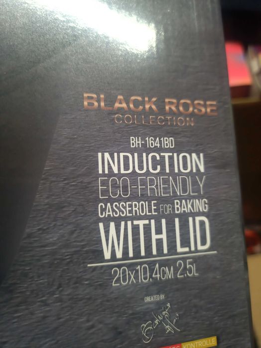 nowy garnek z pokrywka BERILNER