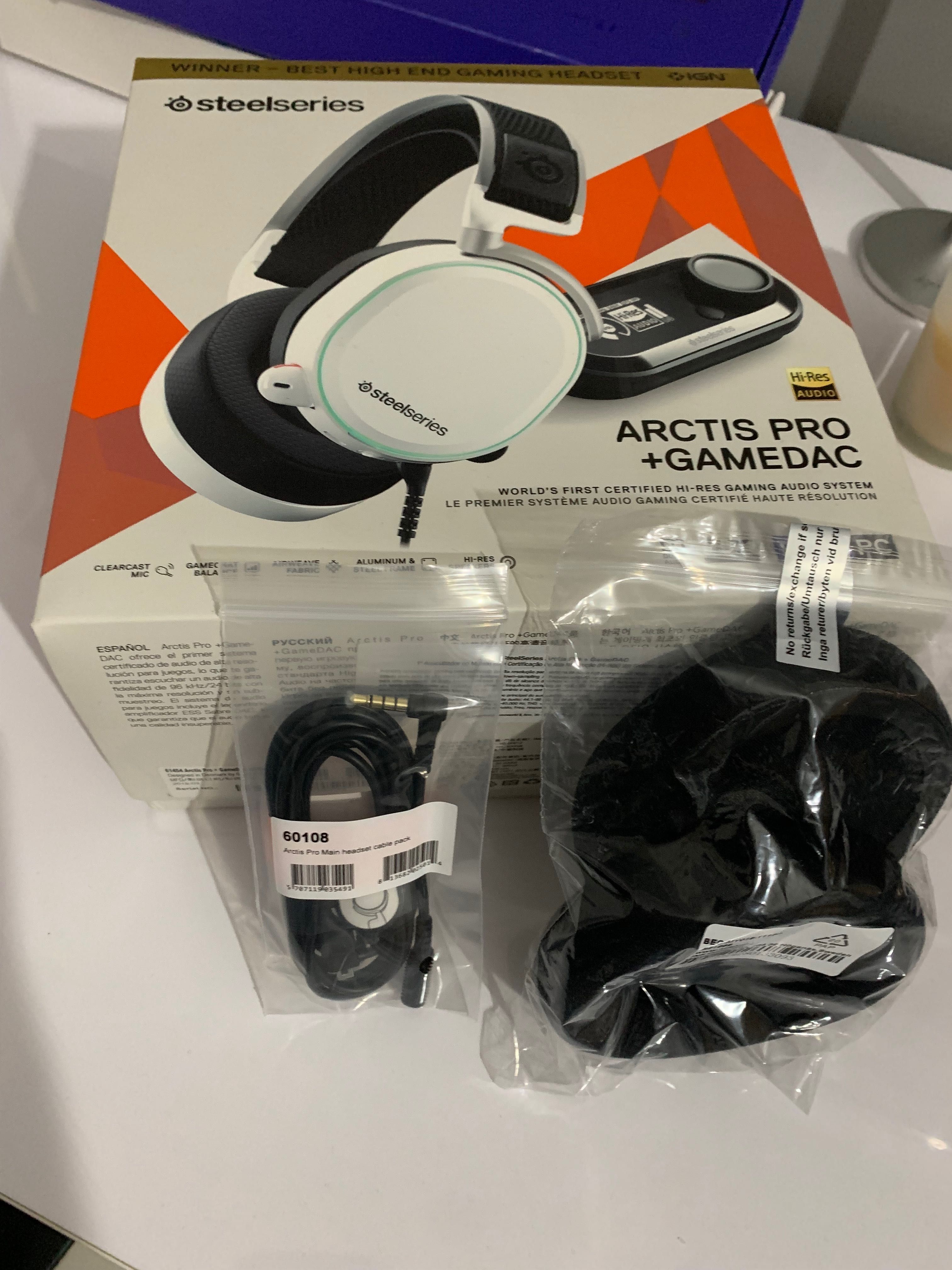 Headset SteelSeries Arctis Pro Branco + GameDAC