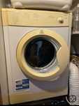 Máquina de secar roupa Indesit IDV 75