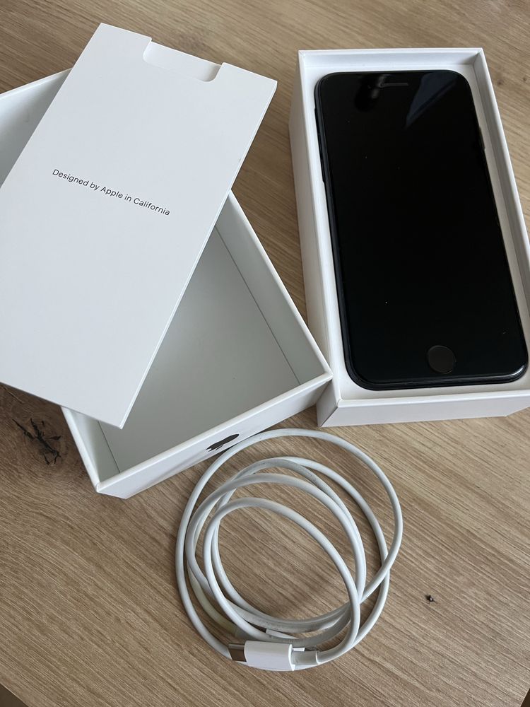 I phone SE gen2 stan idealny
