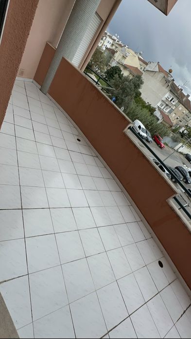 Quarto amplo com varanda em São João Baptista Entroncamento