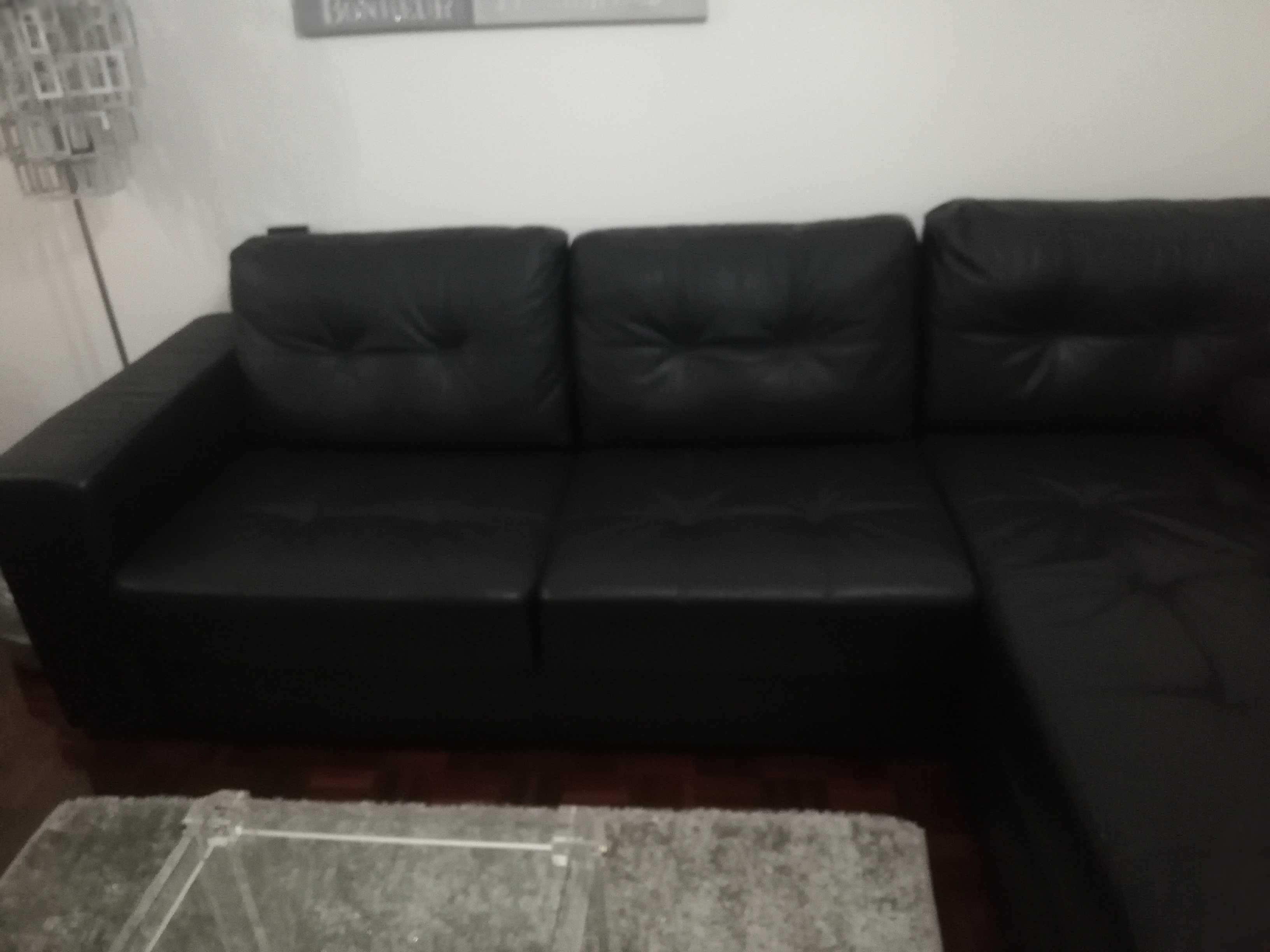 Sofa usado como novo