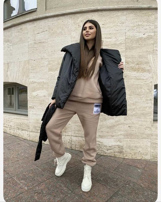 Куртка легка зимова