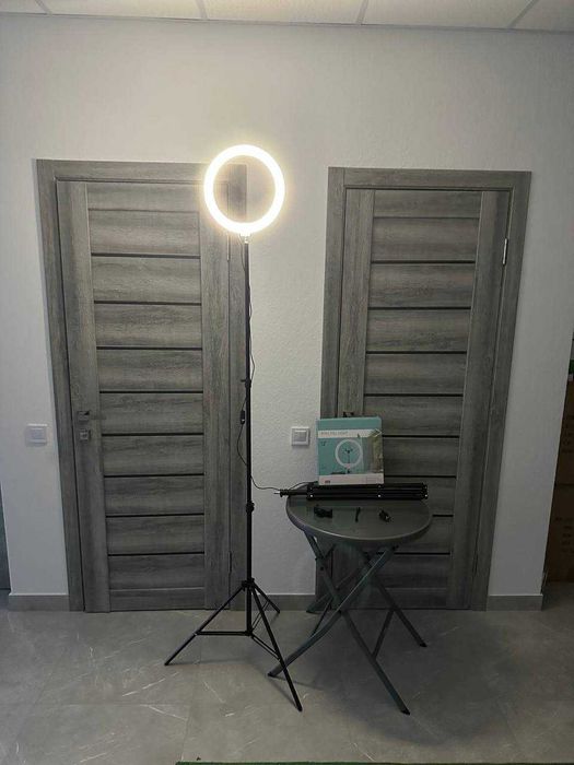 LED ЛАМПА + штатив на 2 метри! Працює без світла + від павербанку!