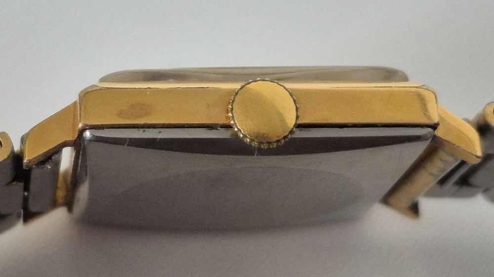 Винтажные наручные часы SLAVA (Слава), 21 камень, 20AU, USSR