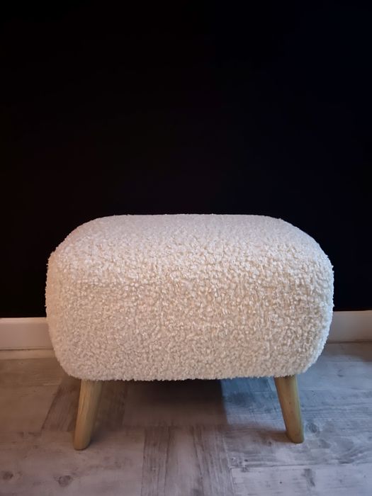 Podnóżek - pufa Jysk