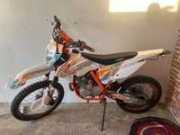 Продам ухоженого мотоцикла Geon Terax 250