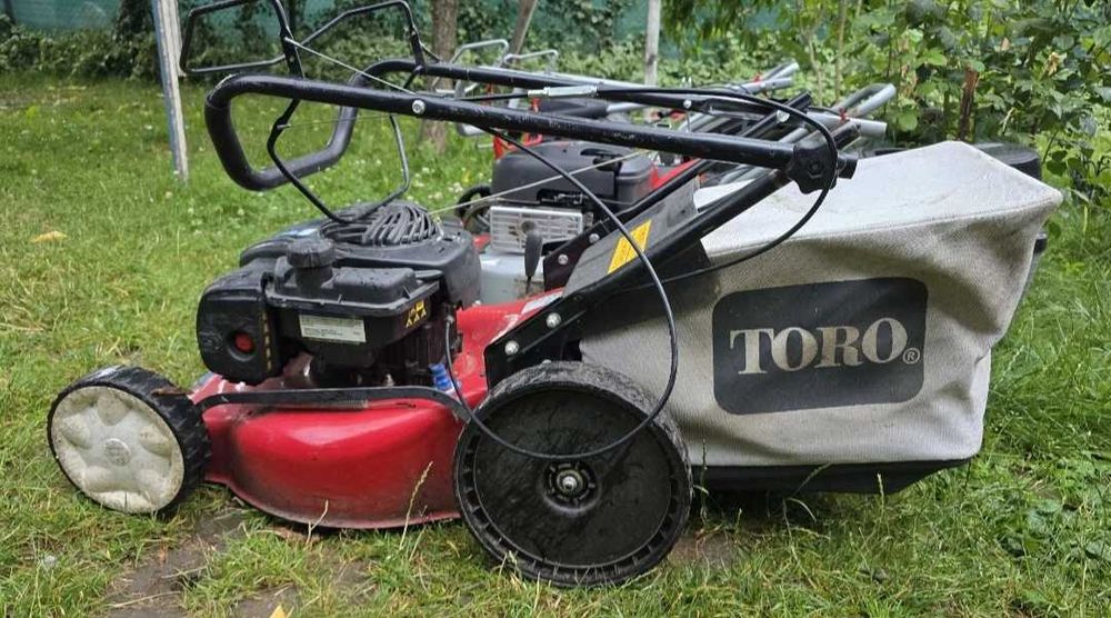 Kosiarka spalinowa Toro USA do trawnika