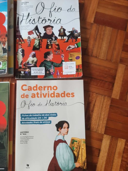 Livros escolares 8 ano