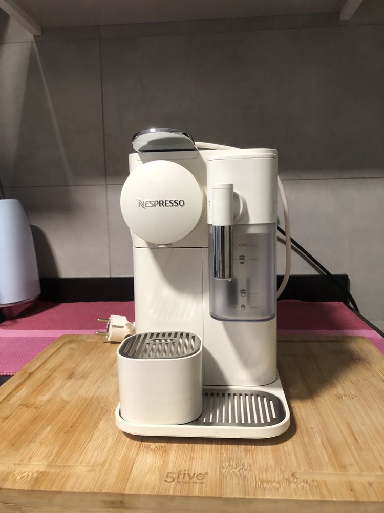Maquina Nespresso Delonghi - Ofertas