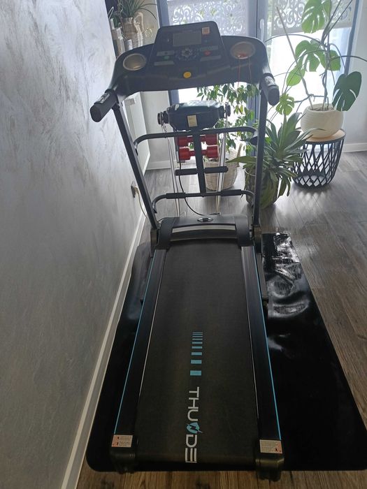 Bieżnia Elektryczna Thunder  ICON-D-BLACK