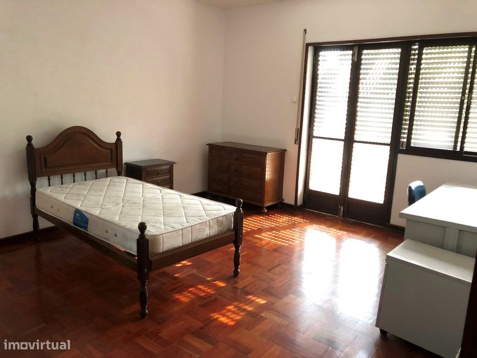 Quarto Para Rapaz - Estudante Universitário