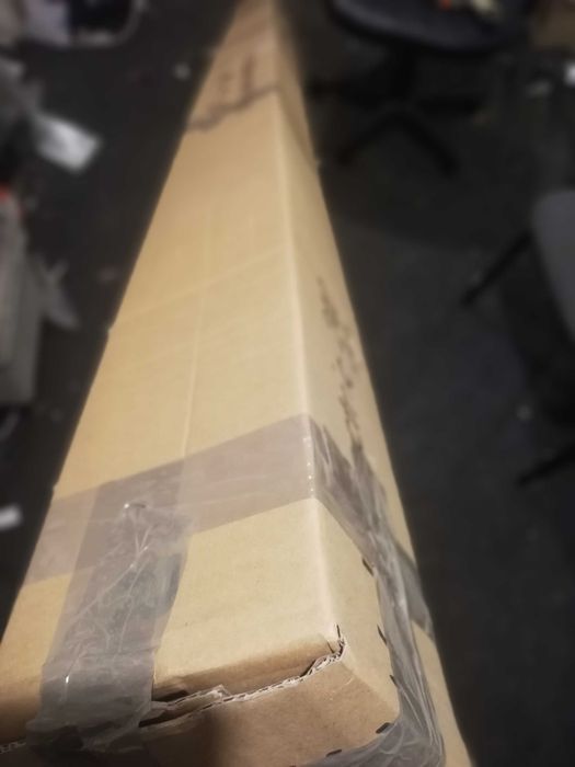 Ekran projekcyjny AVTEK elektryczny 205cm NOWY