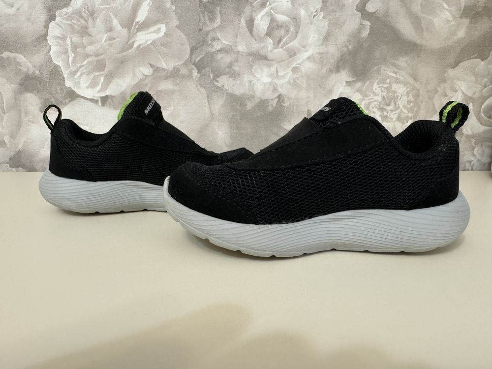 skechers dual lite